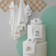 Load image into Gallery viewer, Daschounds Bath Towel & Washer Set in an Organza Bag