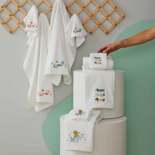Load image into Gallery viewer, Little Critters Pink Bath Towel & Washer set in organza bag
