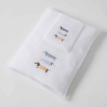 Load image into Gallery viewer, Daschounds Bath Towel & Washer Set in an Organza Bag