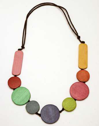 Wooden coloured necklace adjustable