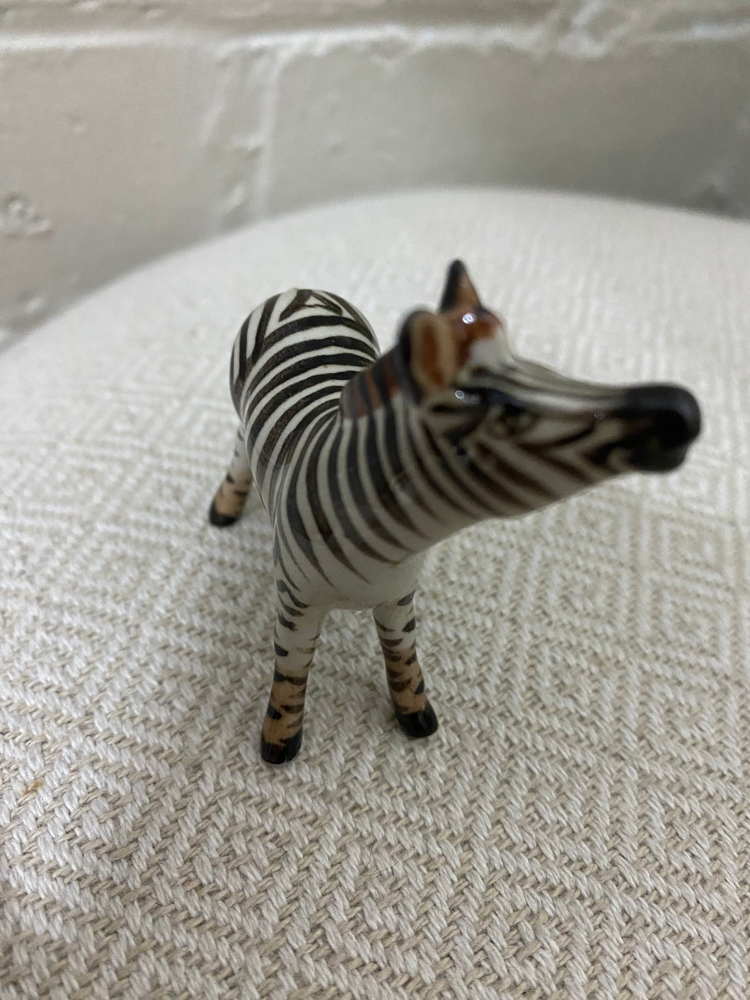 CERAMIC ZEBRA HEAD UP