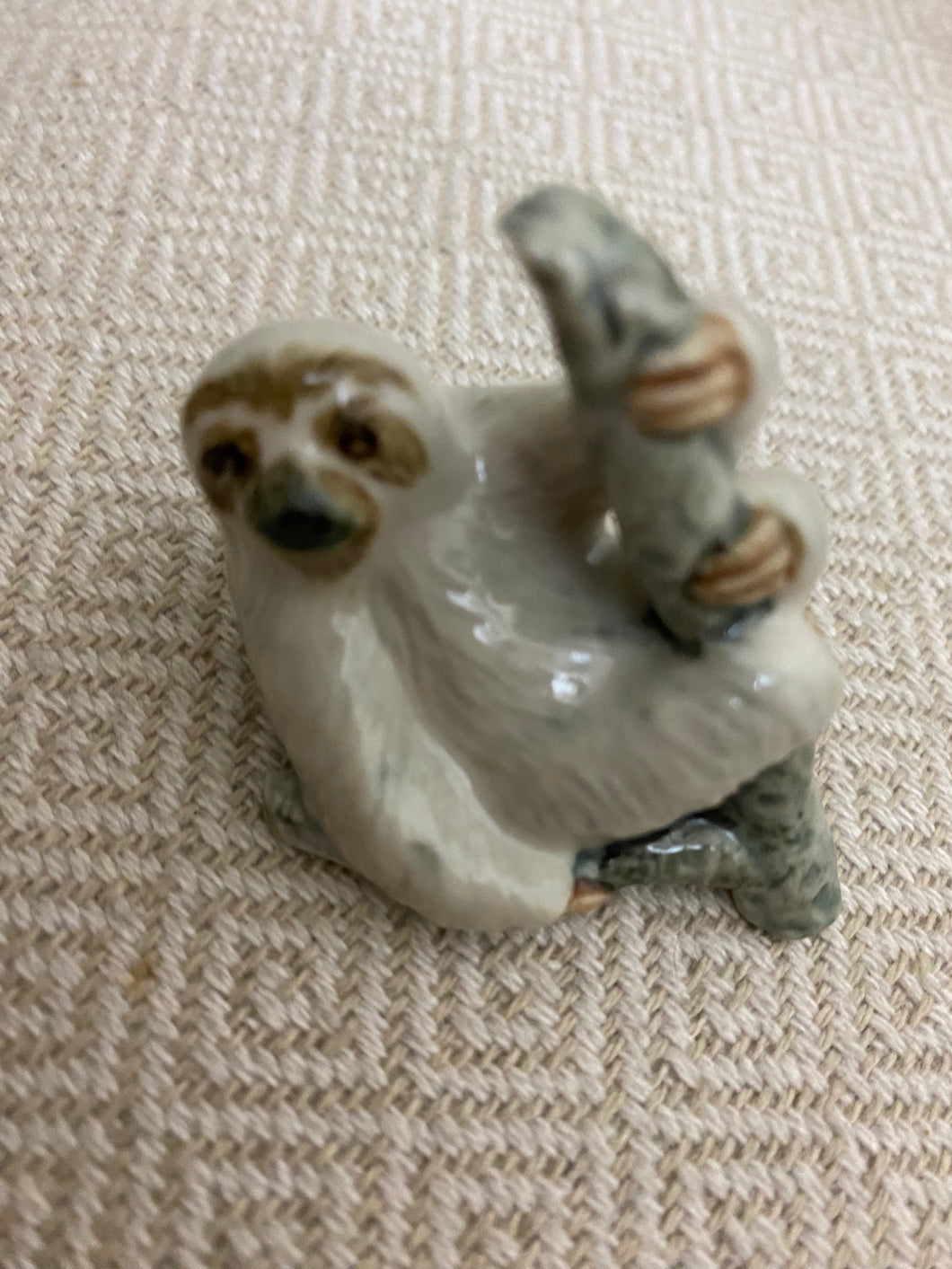 CERAMIC SLOTH